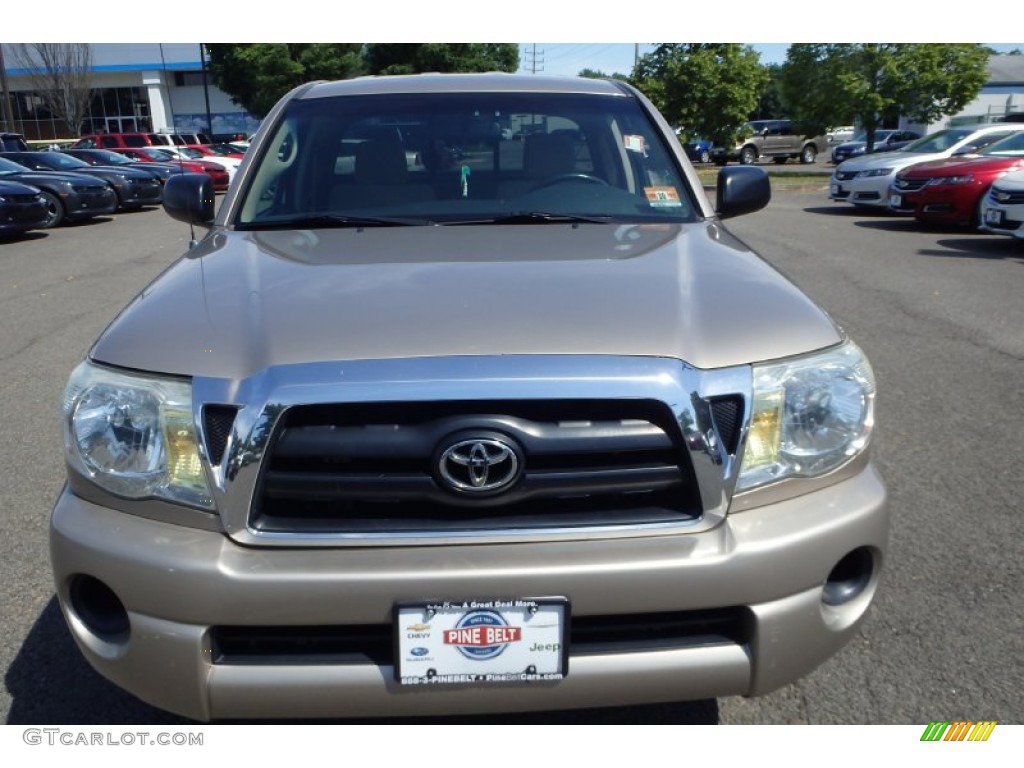 2005 Tacoma Access Cab - Desert Sand Mica / Graphite Gray photo #2