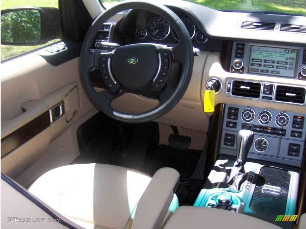 2008 Range Rover V8 HSE - Tonga Green Pearlescent / Sand photo #24
