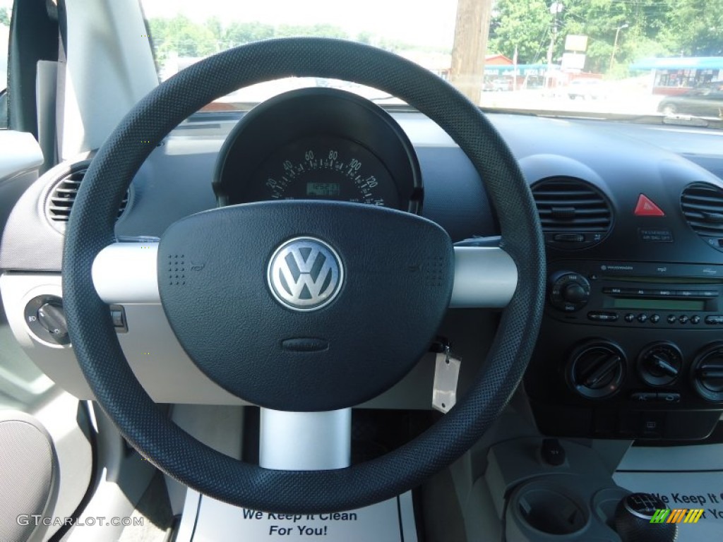 2005 Volkswagen New Beetle GLS Convertible Steering Wheel Photos