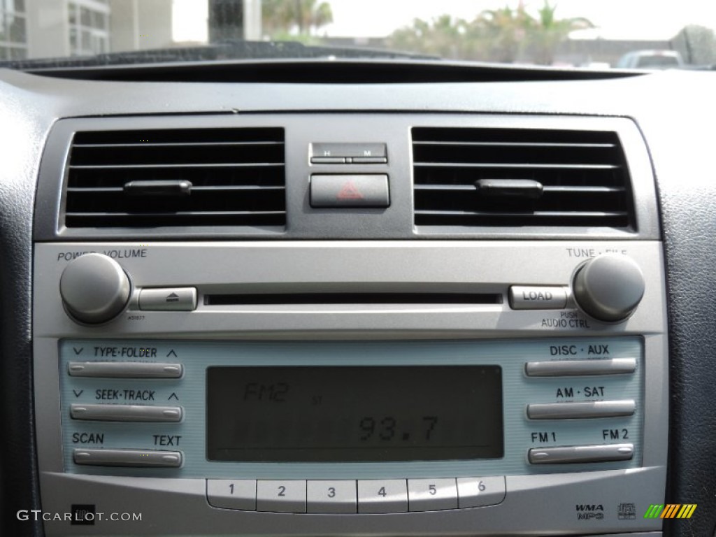 2007 Toyota Camry SE V6 Audio System Photos
