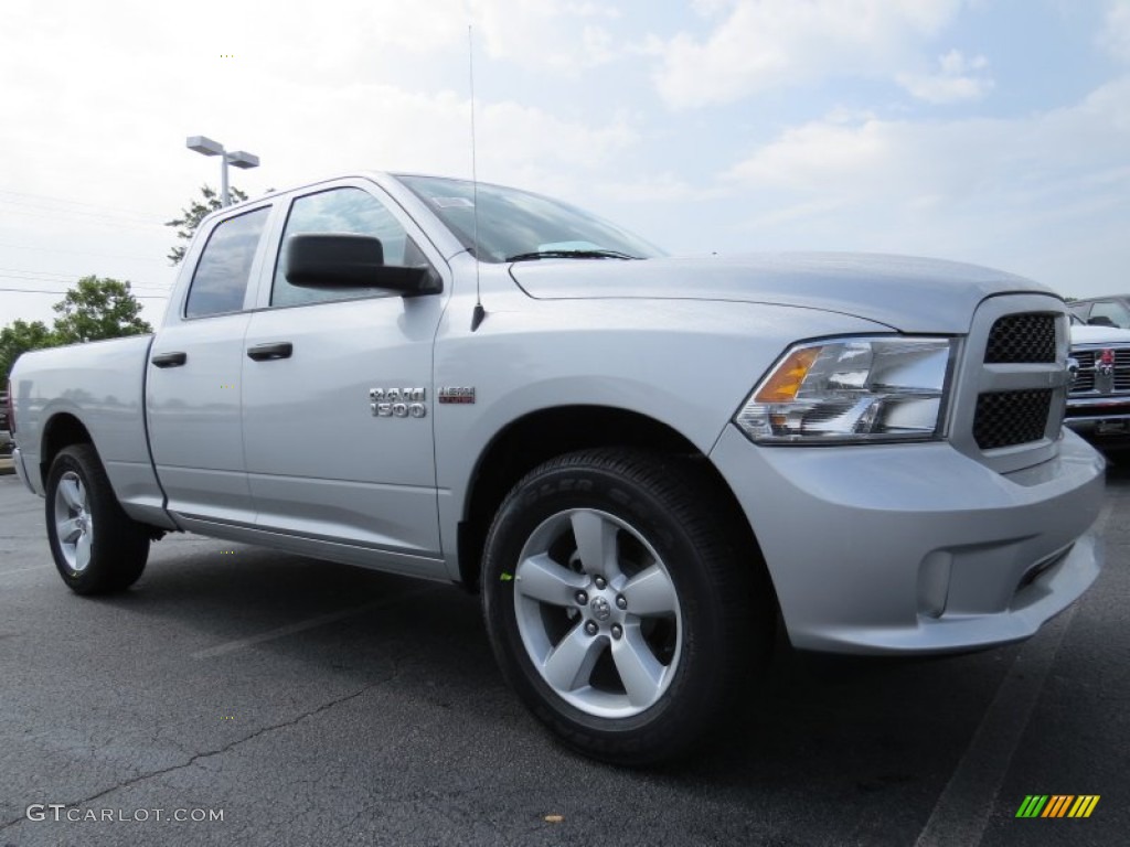 2014 1500 Express Quad Cab - Bright Silver Metallic / Black/Diesel Gray photo #4