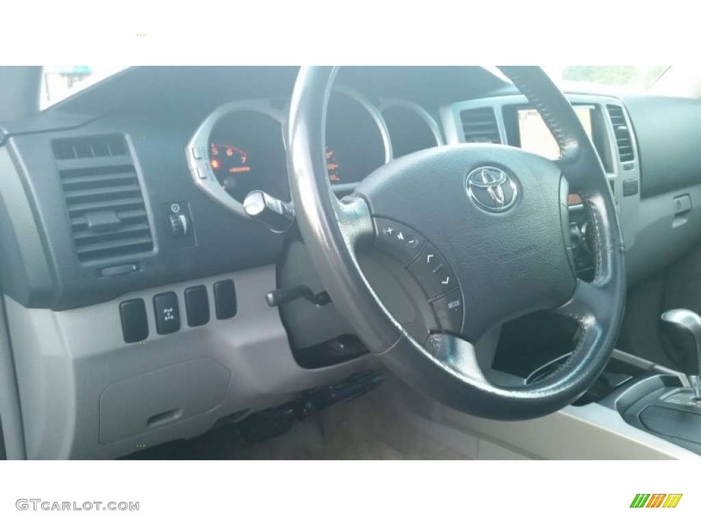 2004 4Runner SR5 4x4 - Natural White / Stone photo #13