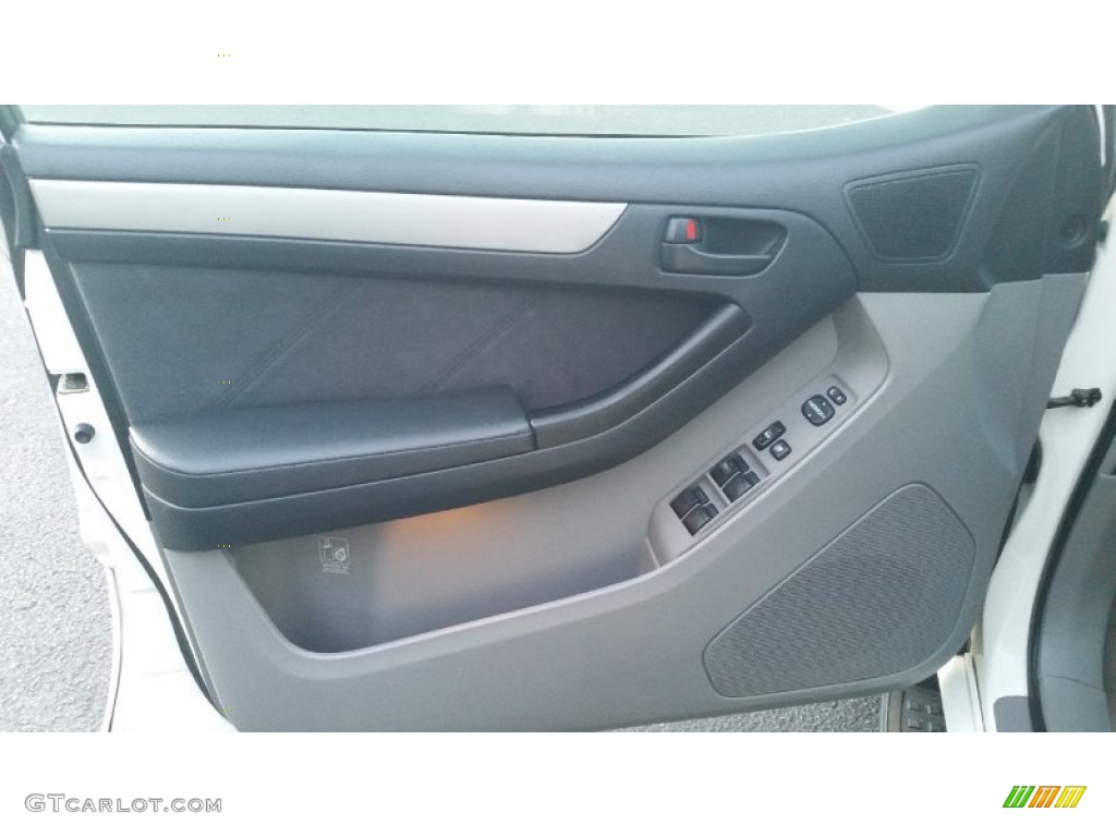 2004 4Runner SR5 4x4 - Natural White / Stone photo #30