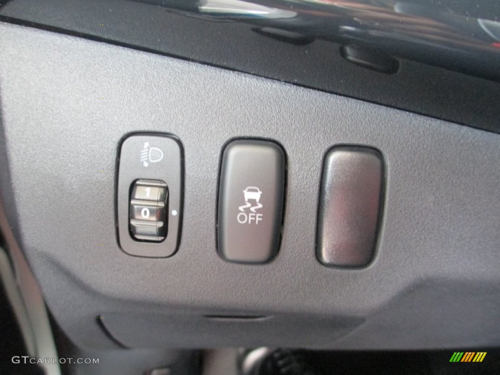 2014 Lancer Evolution MR - Wicked White / Black photo #22