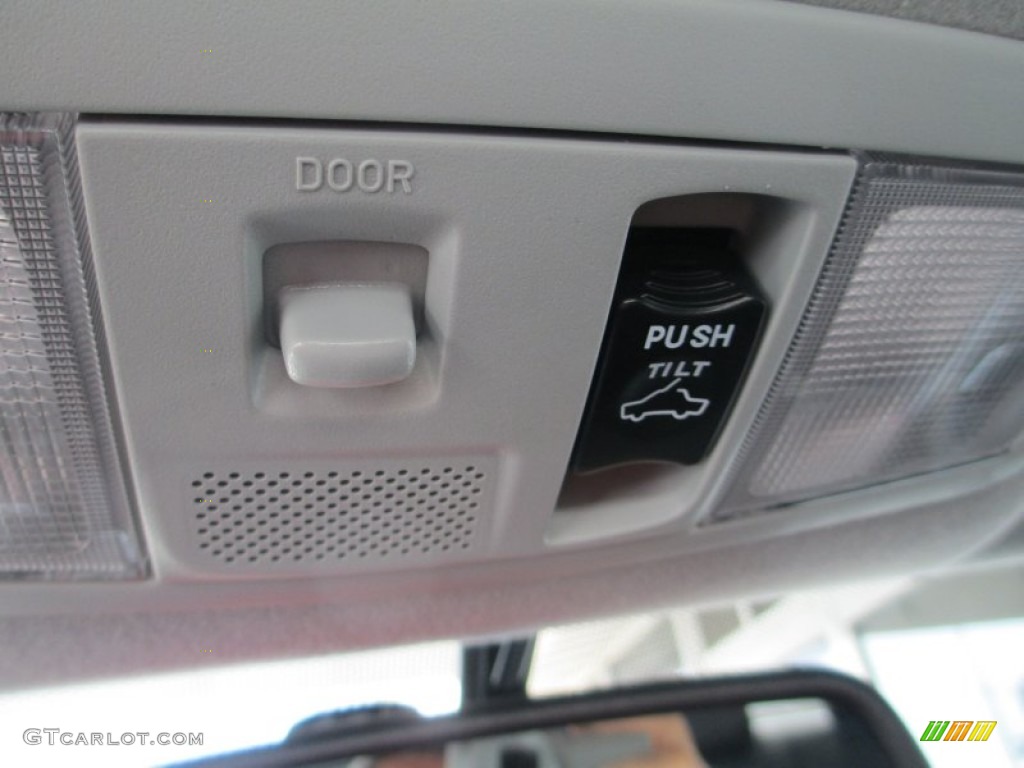 2014 Mitsubishi Lancer Evolution MR Controls Photo #94928676