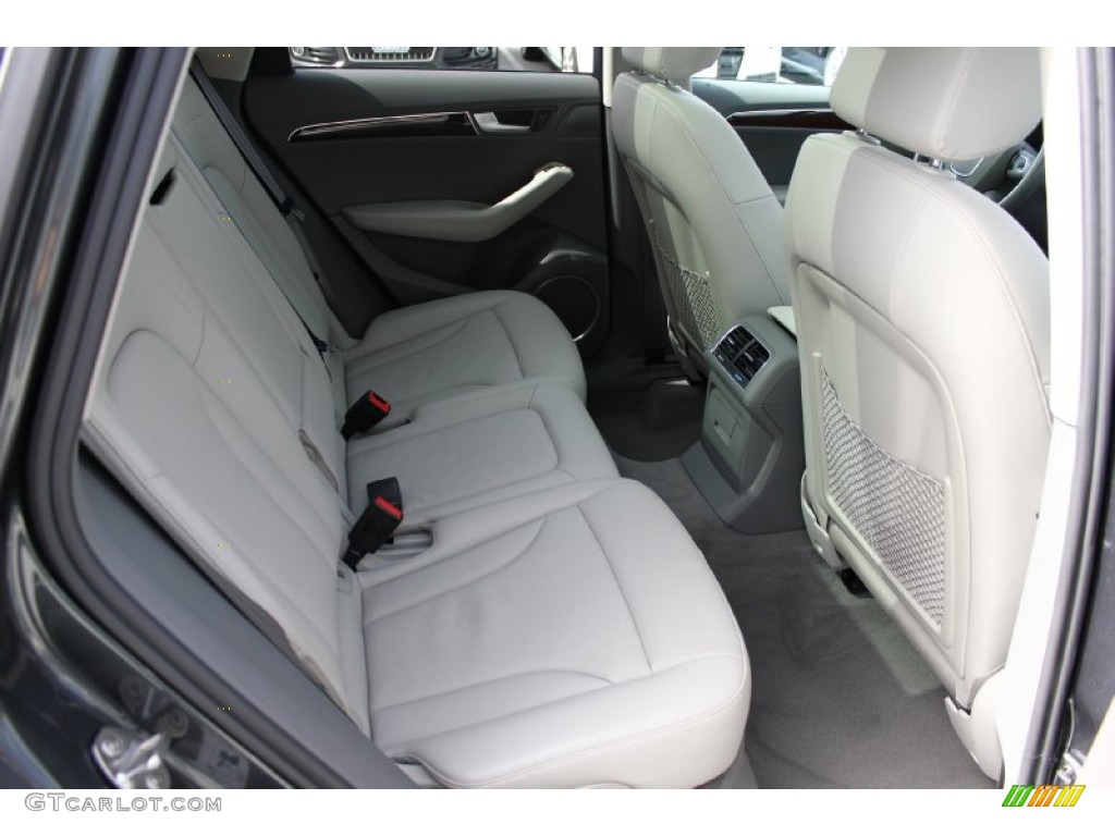 Light Gray Interior 2012 Audi Q5 3.2 FSI quattro Photo #94930233