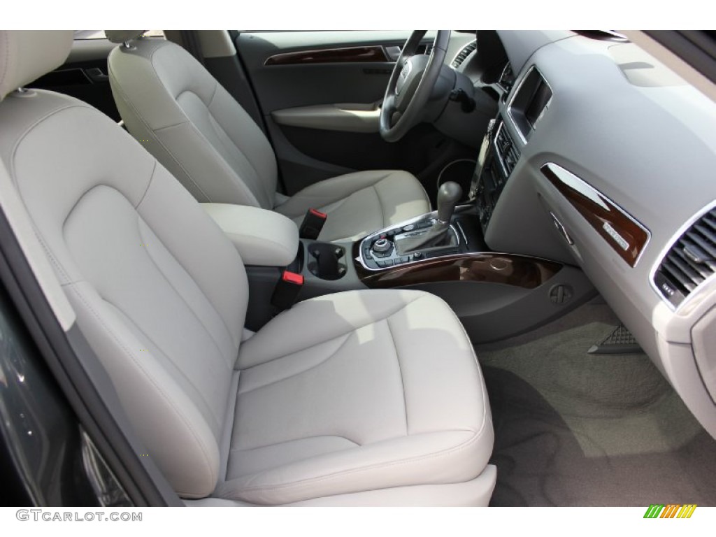 2012 Audi Q5 3.2 FSI quattro Front Seat Photo #94930317