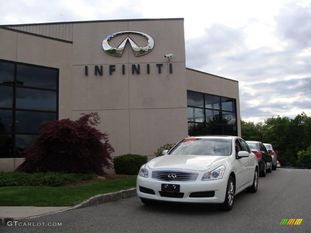 2007 G 35 x Sedan - Ivory Pearl / Stone Gray photo #1