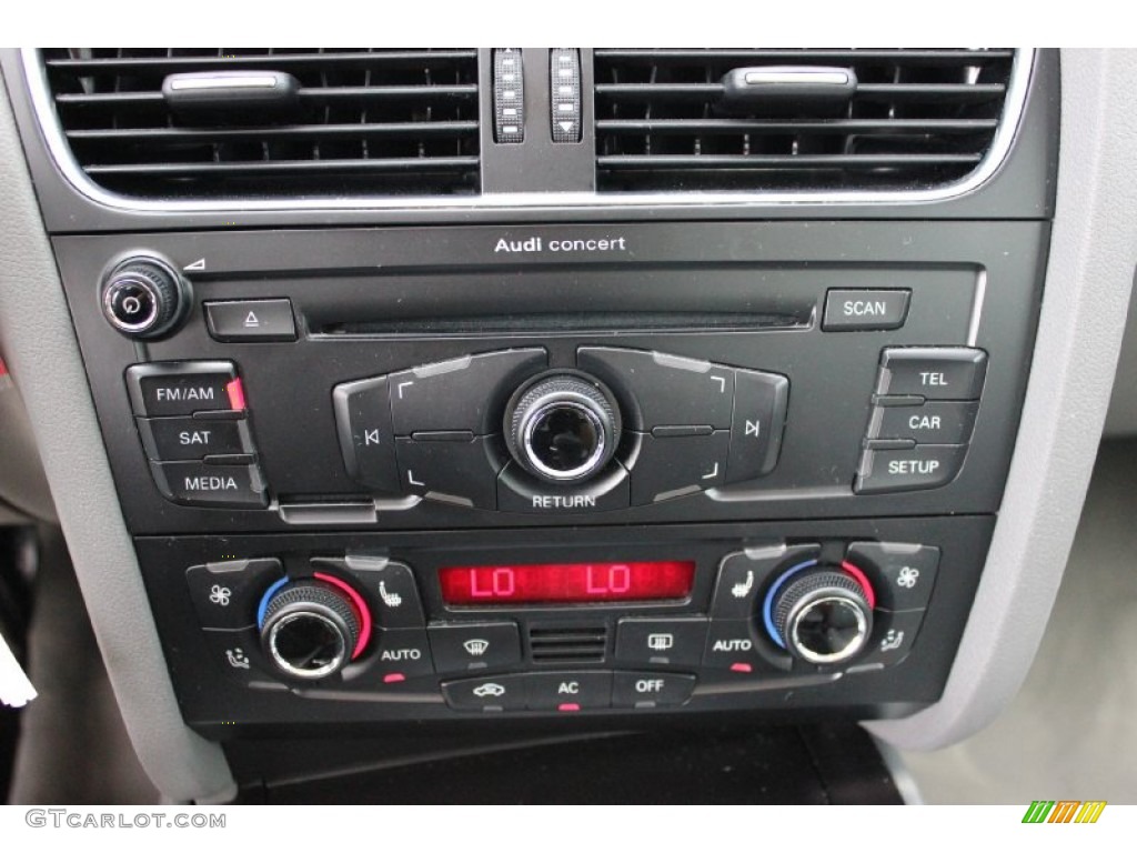2011 Audi A4 2.0T quattro Sedan Controls Photo #94931691