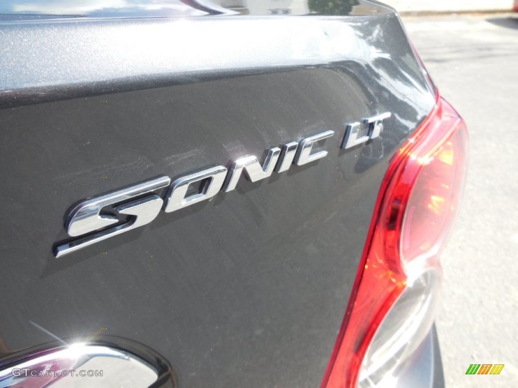 2014 Sonic LT Sedan - Ashen Gray Metallic / Jet Black/Dark Titanium photo #9