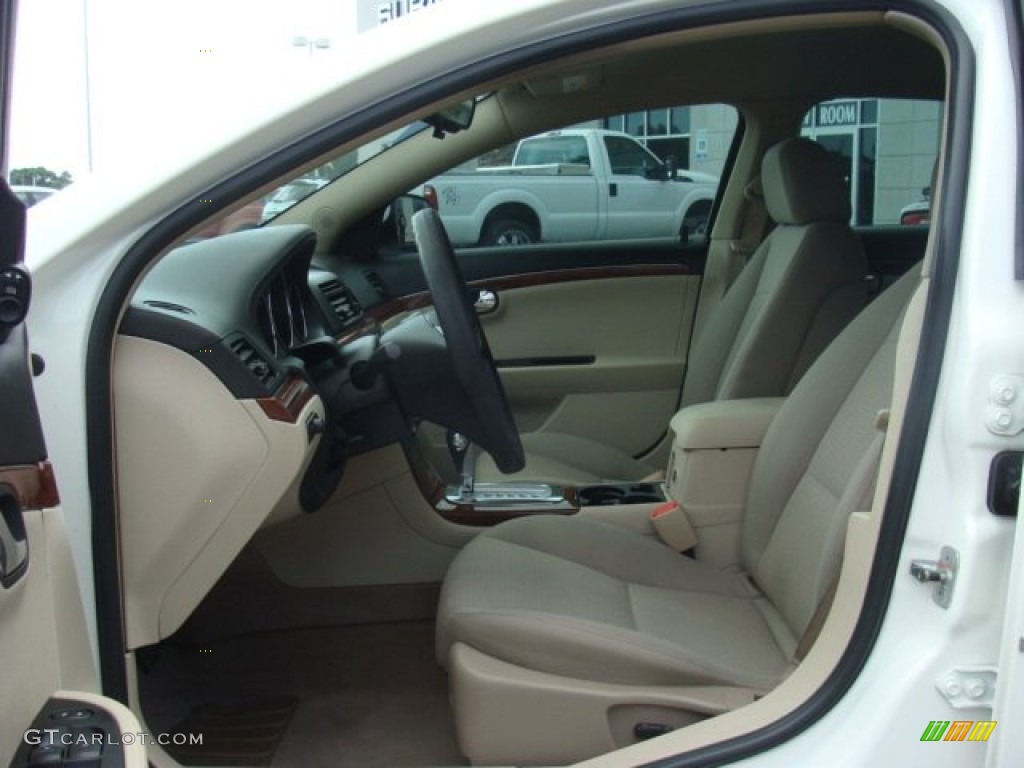 2007 Aura XE - Cream White / Tan photo #13