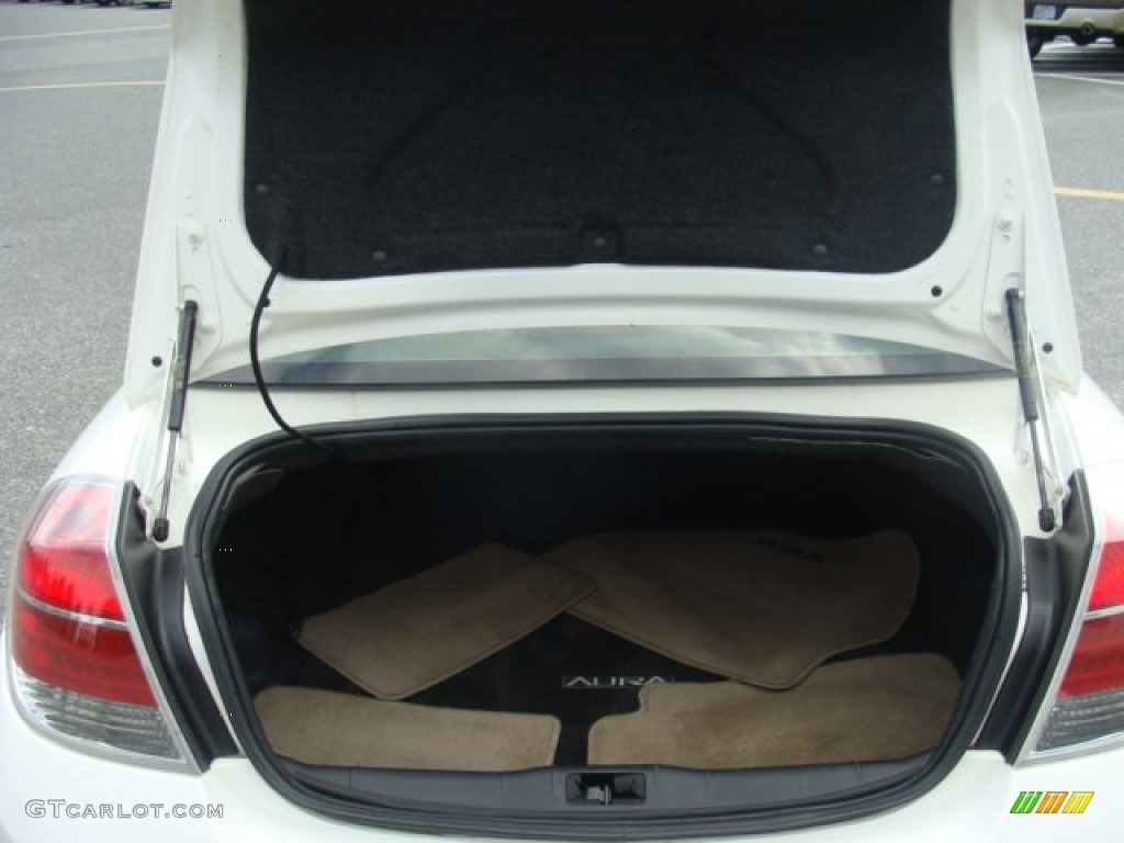 2007 Aura XE - Cream White / Tan photo #14