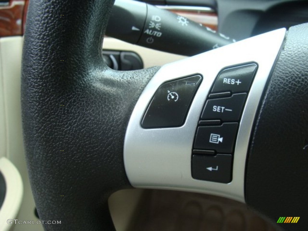 2007 Aura XE - Cream White / Tan photo #19