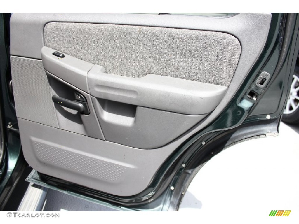 2004 Explorer XLS - Aspen Green Metallic / Graphite photo #25