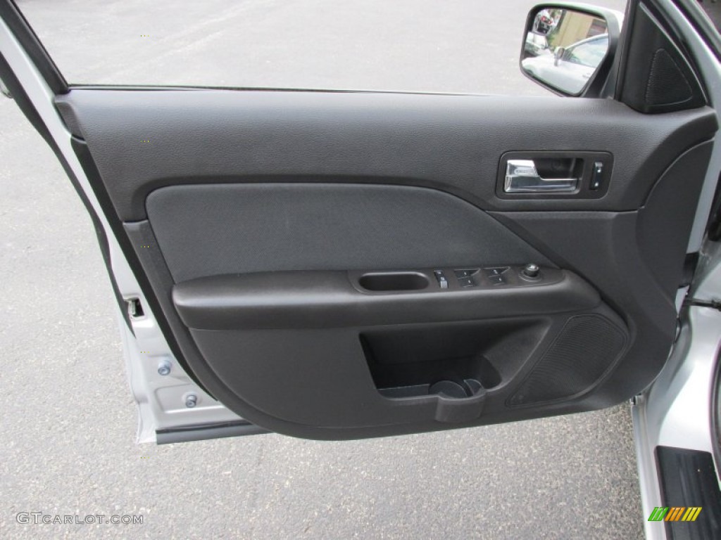 2011 Ford Fusion SE Charcoal Black Door Panel Photo #94947510