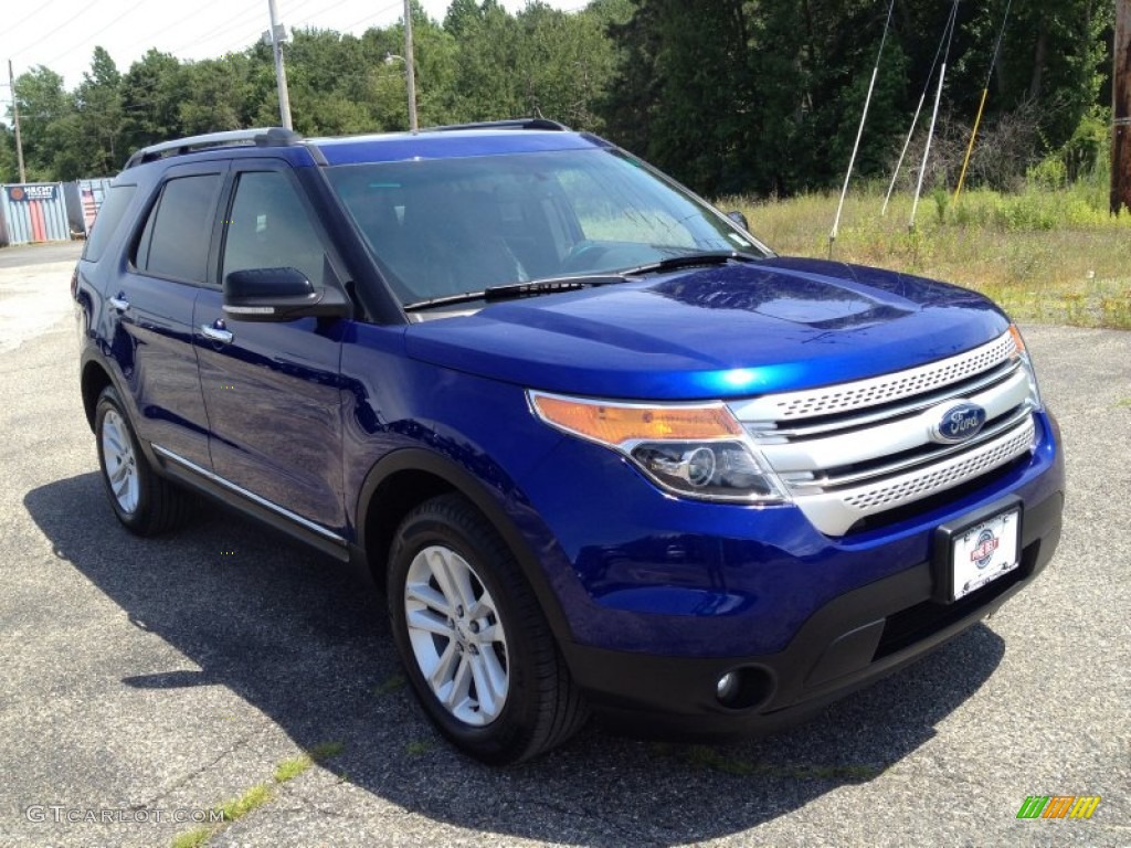 2013 Explorer XLT 4WD - Deep Impact Blue Metallic / Charcoal Black photo #5