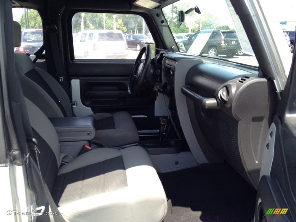 2008 Wrangler X 4x4 - Bright Silver Metallic / Dark Slate Gray/Medium Slate Gray photo #11