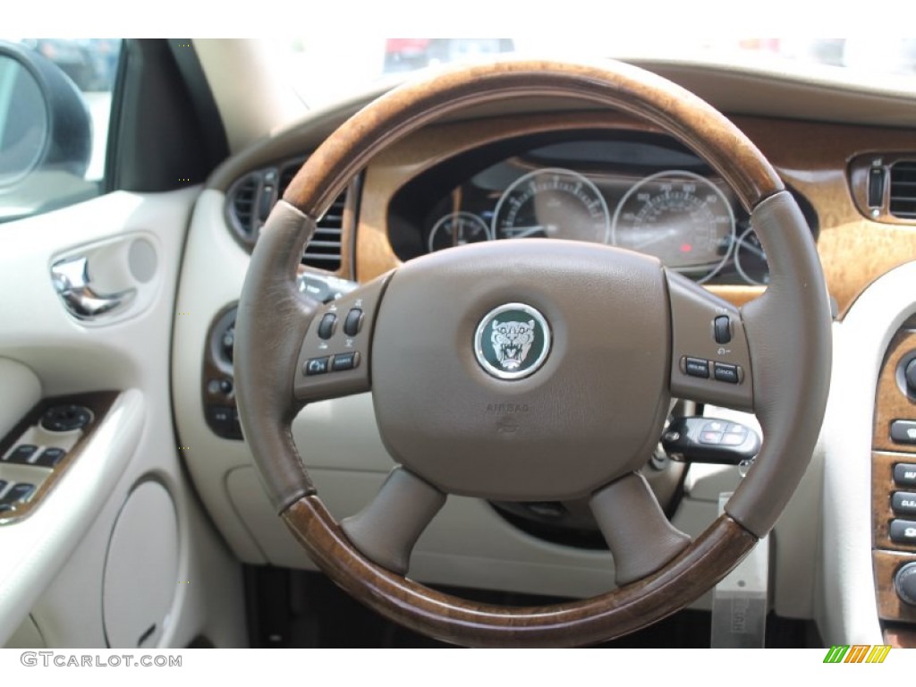 2005 Jaguar X-Type 3.0 Ivory Steering Wheel Photo #94950222