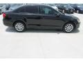Black - Jetta SE Sedan Photo No. 10