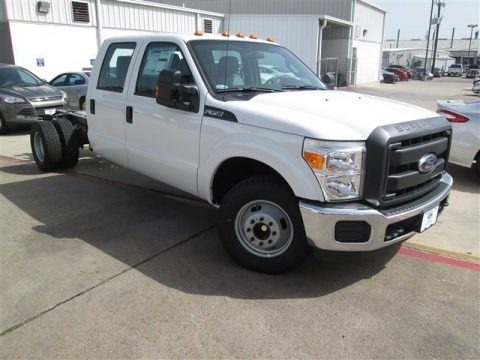 2015 Ford F350 Super Duty XL Super Cab DRW Data, Info and Specs