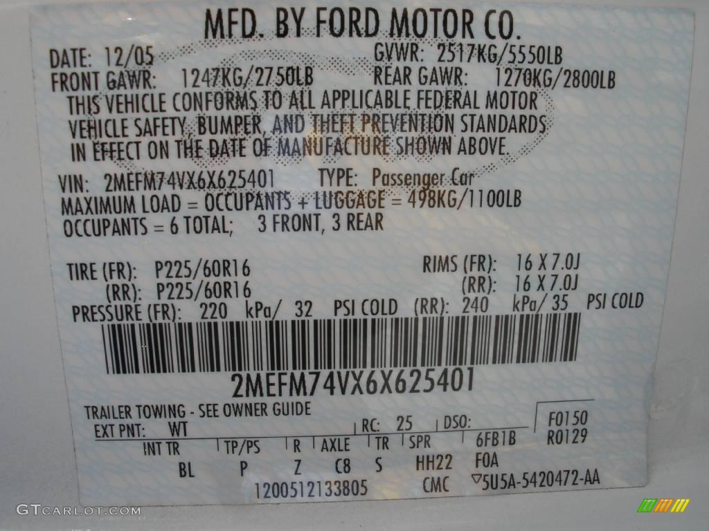 2006 Grand Marquis GS - Vibrant White / Light Camel photo #13