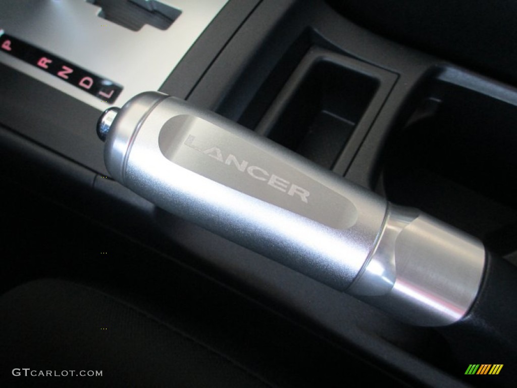 2014 Mitsubishi Lancer ES Marks and Logos Photos