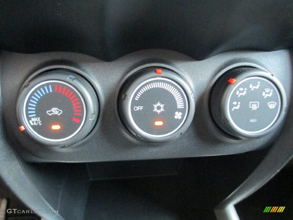 2014 Outlander Sport ES - Rally Red / Black photo #29