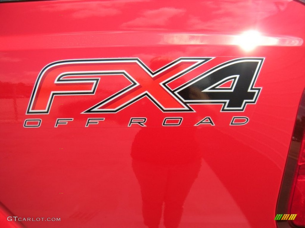 2015 Ford F250 Super Duty Lariat Crew Cab 4x4 Marks and Logos Photo #94953035