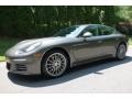 Agate Grey Metallic - Panamera 4 Photo No. 1