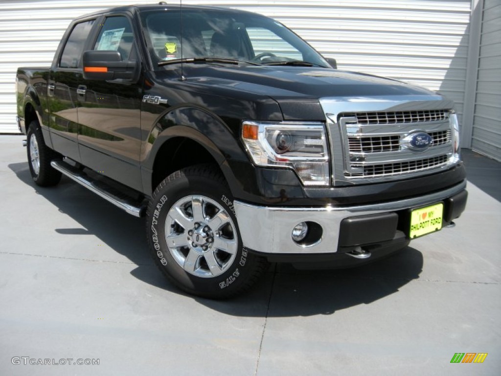 2014 F150 XLT SuperCrew 4x4 - Tuxedo Black / Steel Grey photo #1