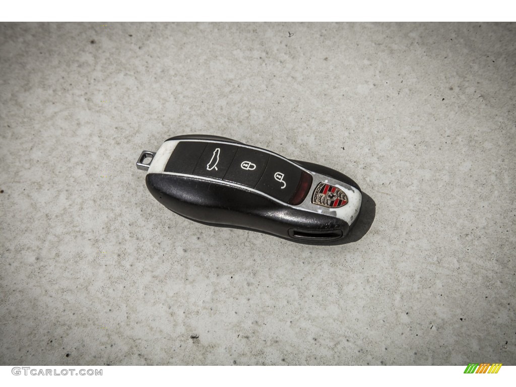 2010 Porsche Panamera 4S Keys Photo #94960907