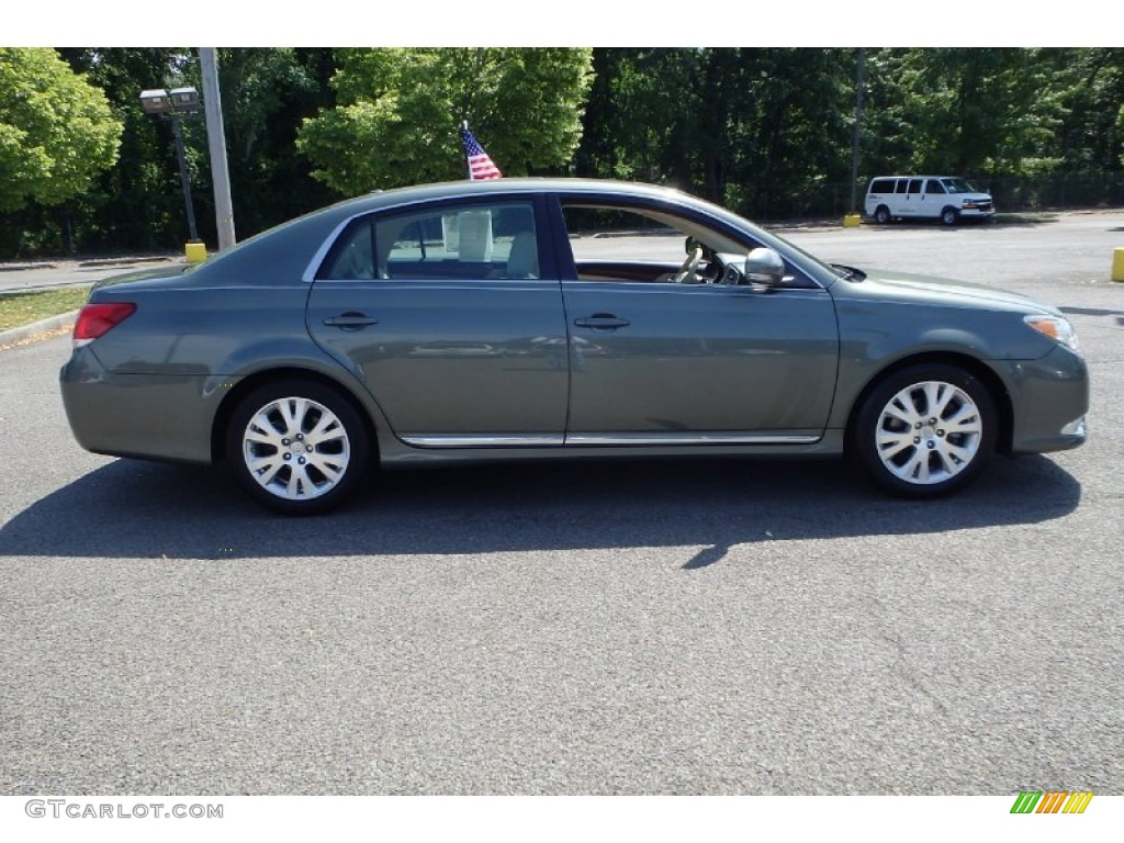 2011 Avalon Limited - Cypress Green Pearl / Ivory photo #4