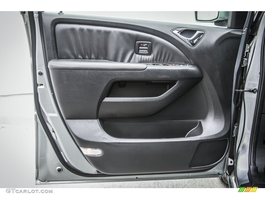 2009 Honda Odyssey Touring Door Panel Photos