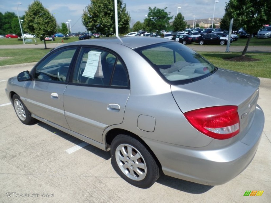 2005 Rio Sedan - Diamond Silver / Gray photo #2