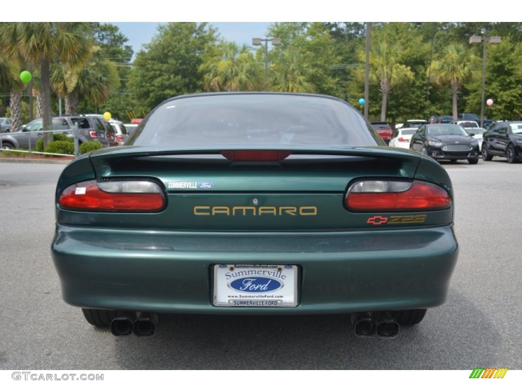 1995 Camaro Z28 Coupe - Polo Green Metallic / Neutral photo #4