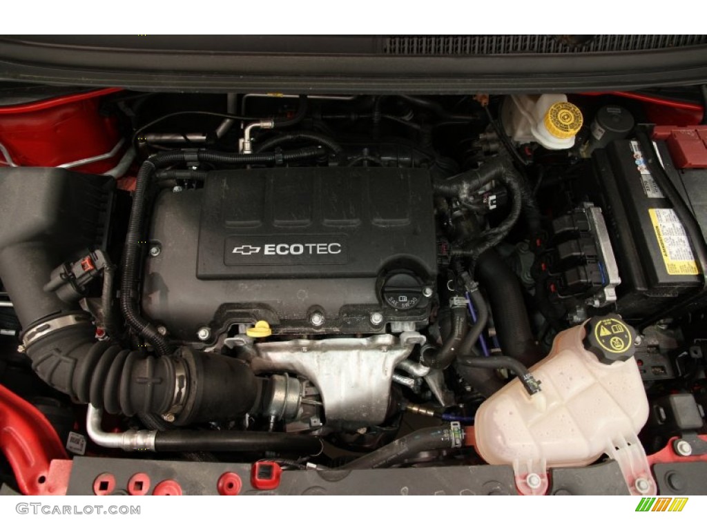 2013 Chevrolet Sonic RS Hatch Engine Photos