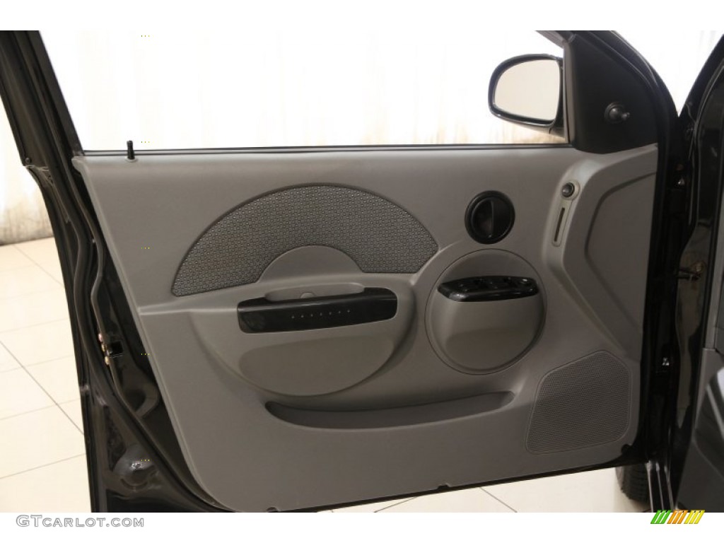 2005 Aveo LT Hatchback - Black / Gray photo #4