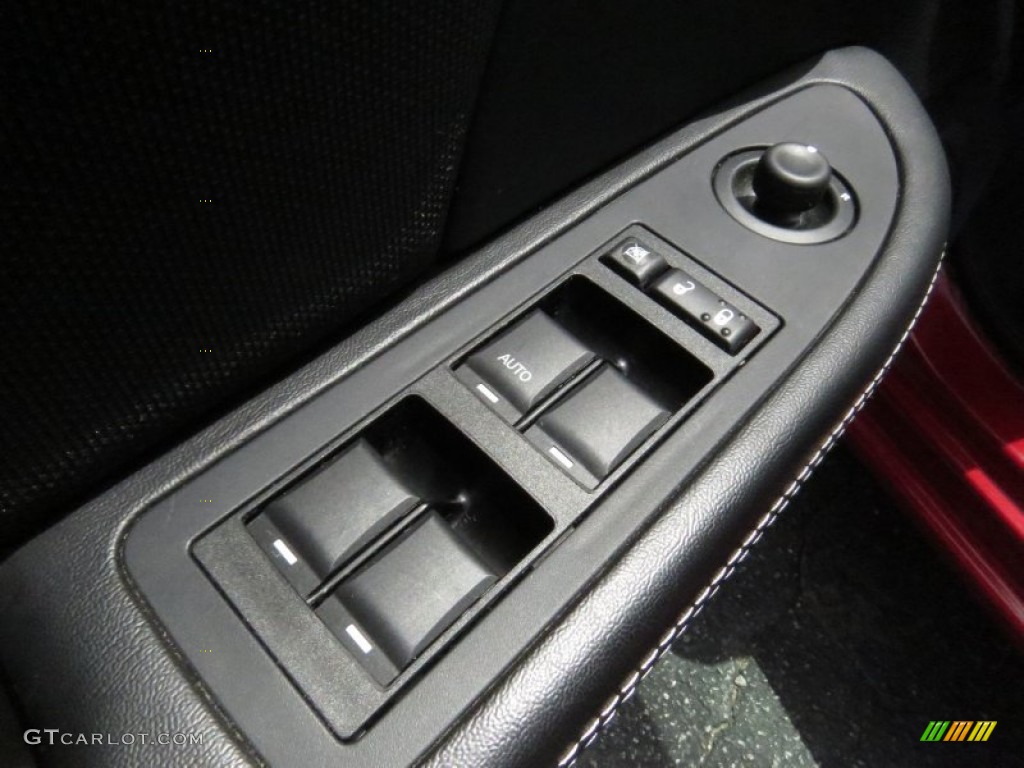 2014 Avenger SE - Redline 2-Coat Pearl / Black photo #13