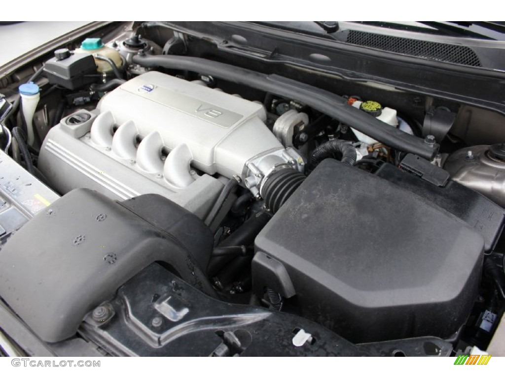 2009 Volvo XC90 V8 AWD Engine Photos