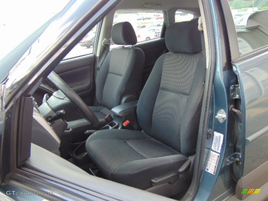2006 Pontiac Vibe Standard Vibe Model Front Seat Photo #94972574
