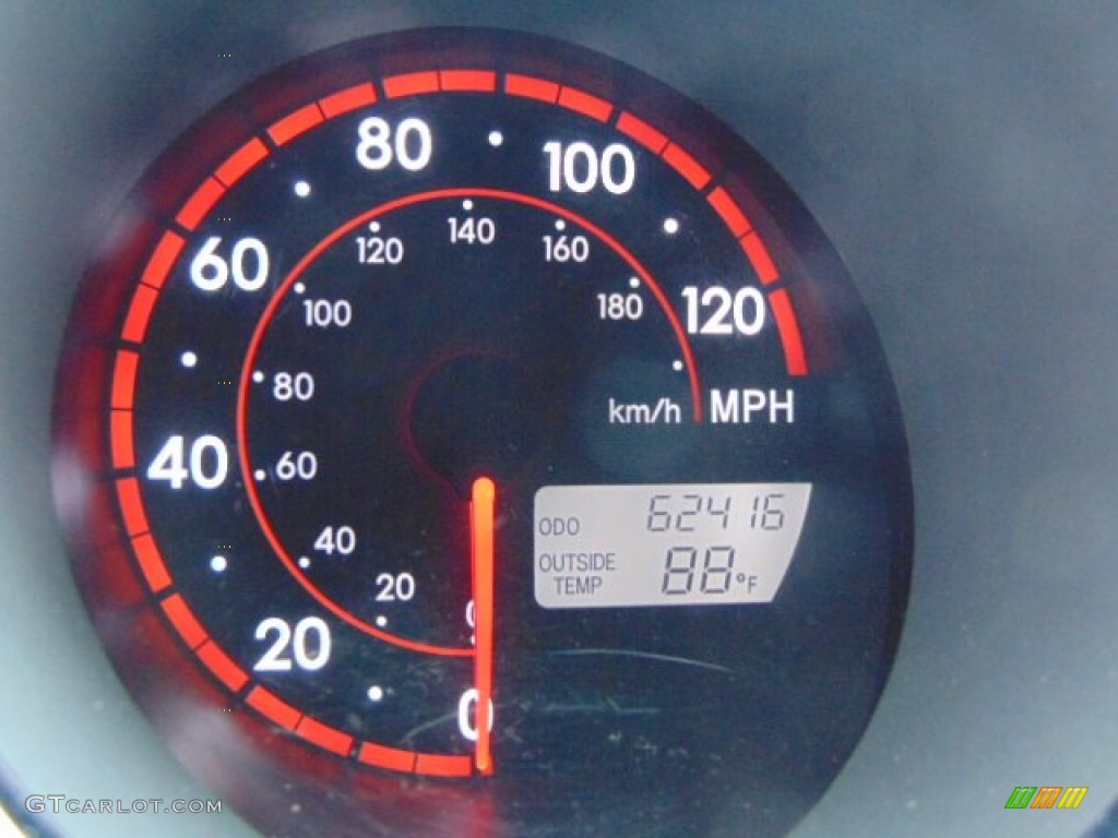 2006 Vibe  - Stealth / Slate Gray photo #25
