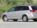 2007 Silver Shadow Pearl Toyota Sienna XLE Limited  photo #34