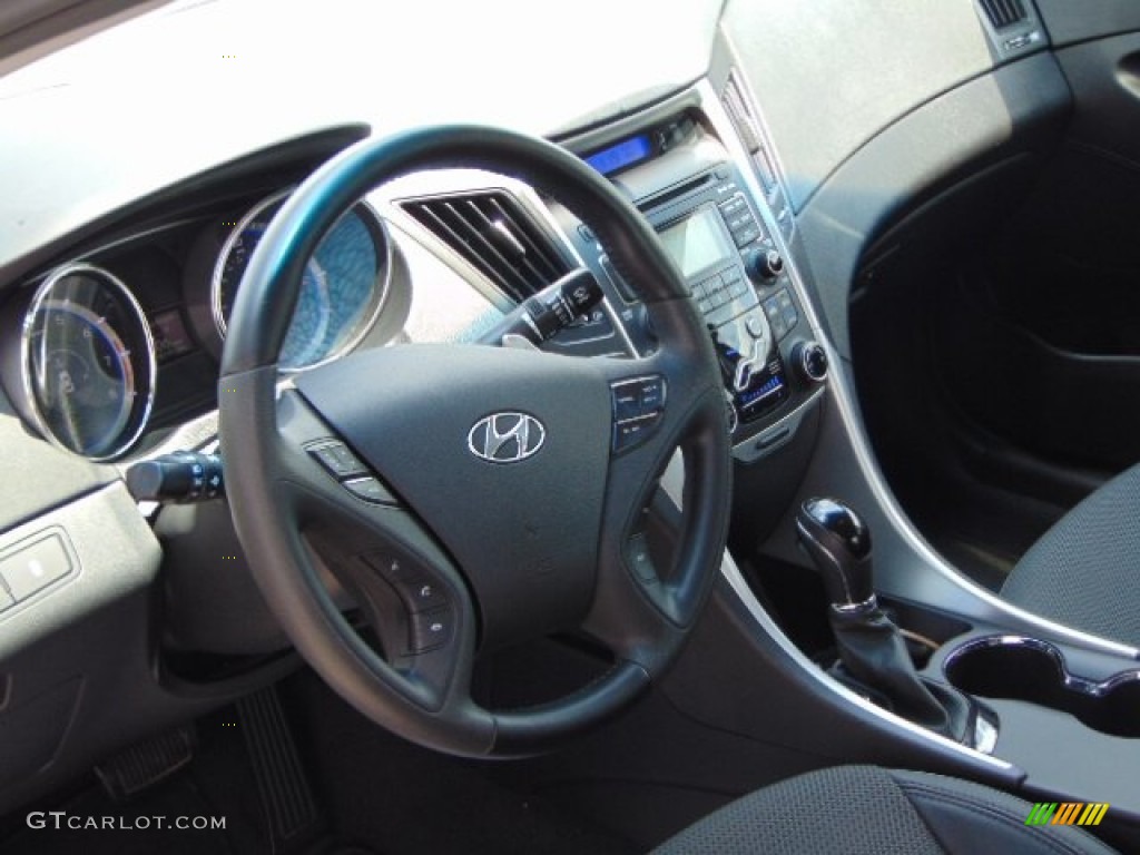 2011 Sonata Limited 2.0T - Midnight Black / Black photo #11