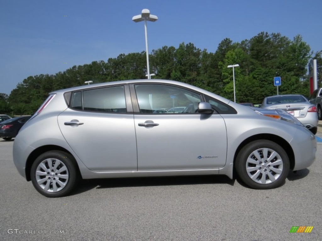 Brilliant Silver 2015 Nissan LEAF S Exterior Photo #94975445