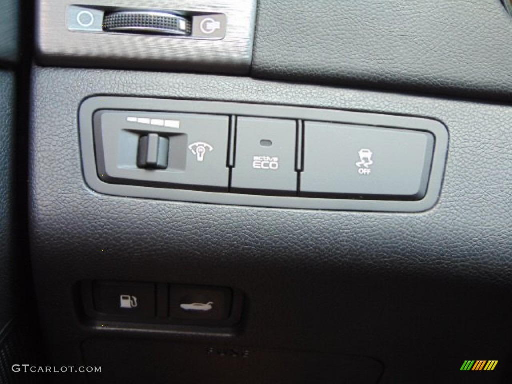 2011 Sonata Limited 2.0T - Midnight Black / Black photo #19