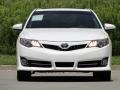 Super White - Camry SE Photo No. 6