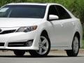 Super White - Camry SE Photo No. 37