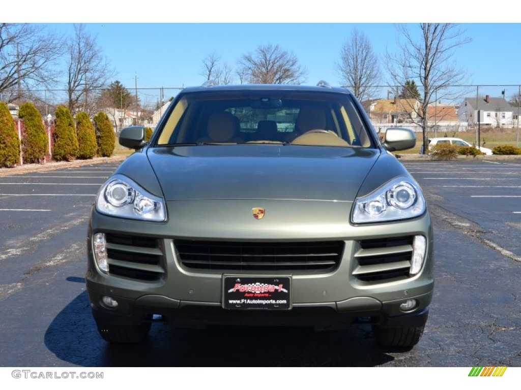 2008 Cayenne Tiptronic - Olive Green Metallic / Havanna/Sand Beige photo #2