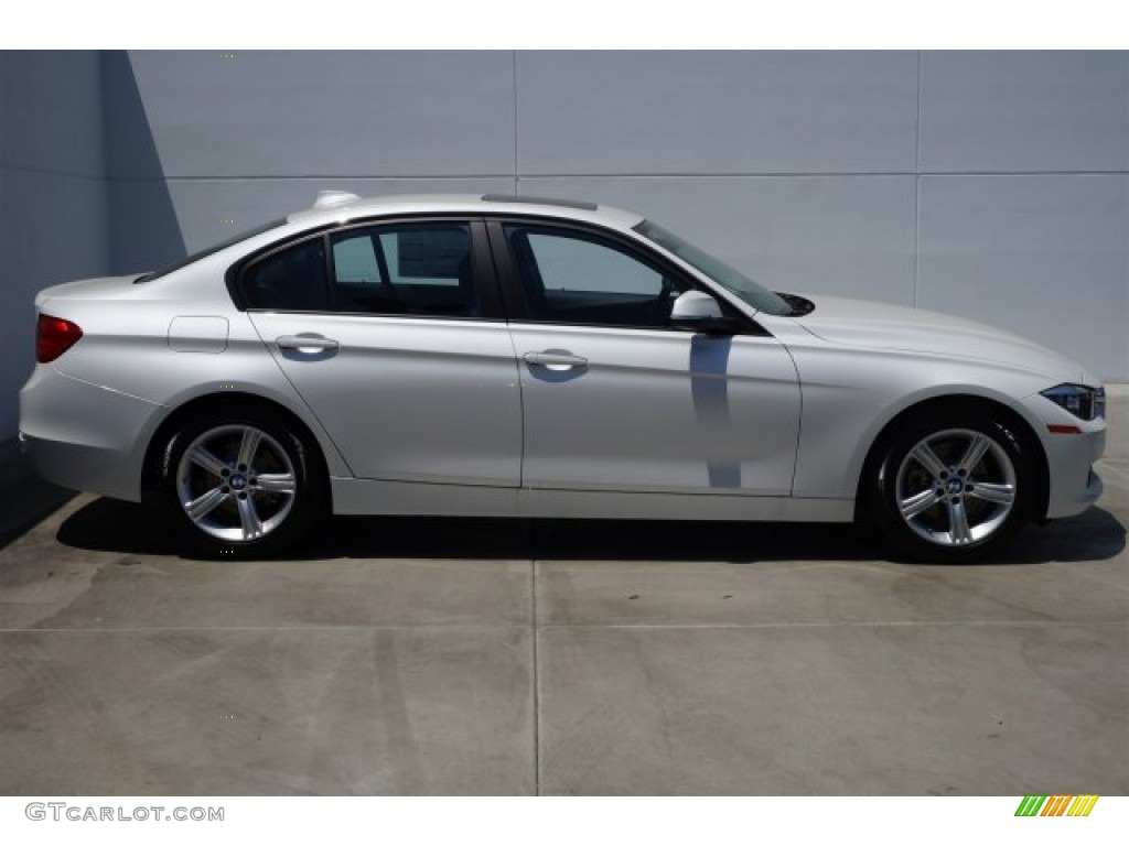 2014 3 Series 328i Sedan - Alpine White / Black photo #2