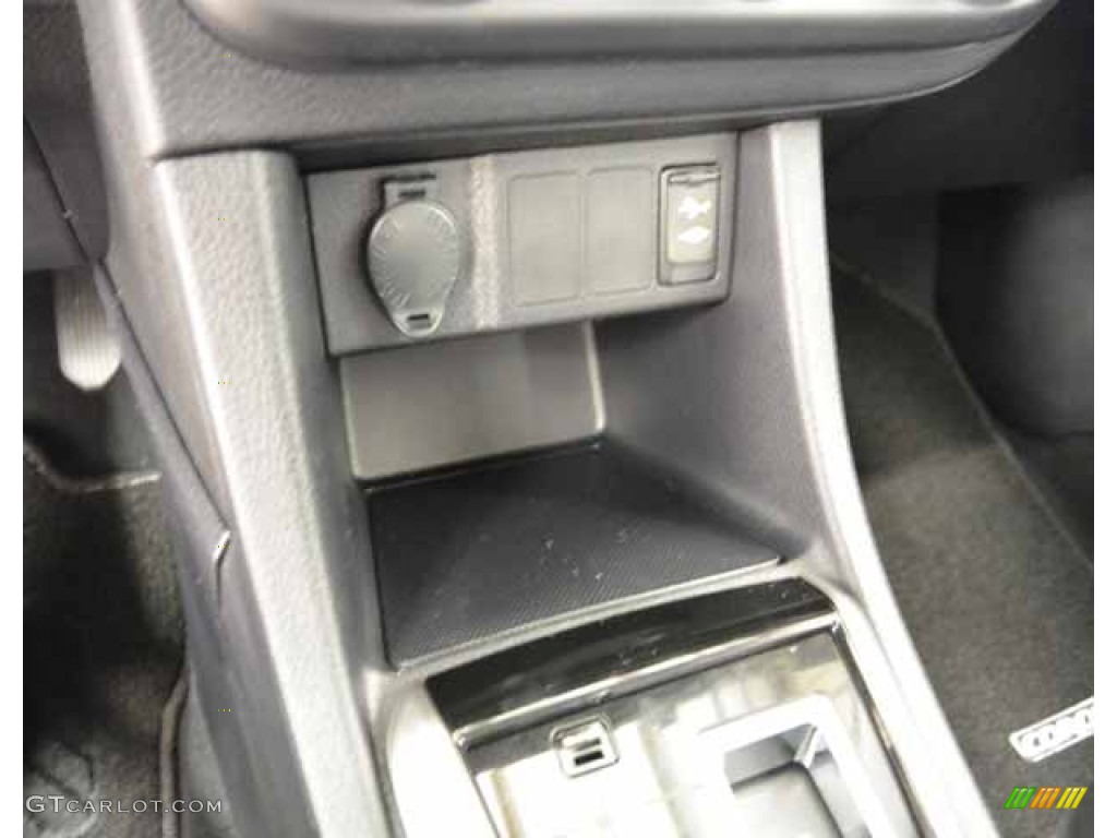 2014 Corolla L - Classic Silver Metallic / Steel Blue photo #22